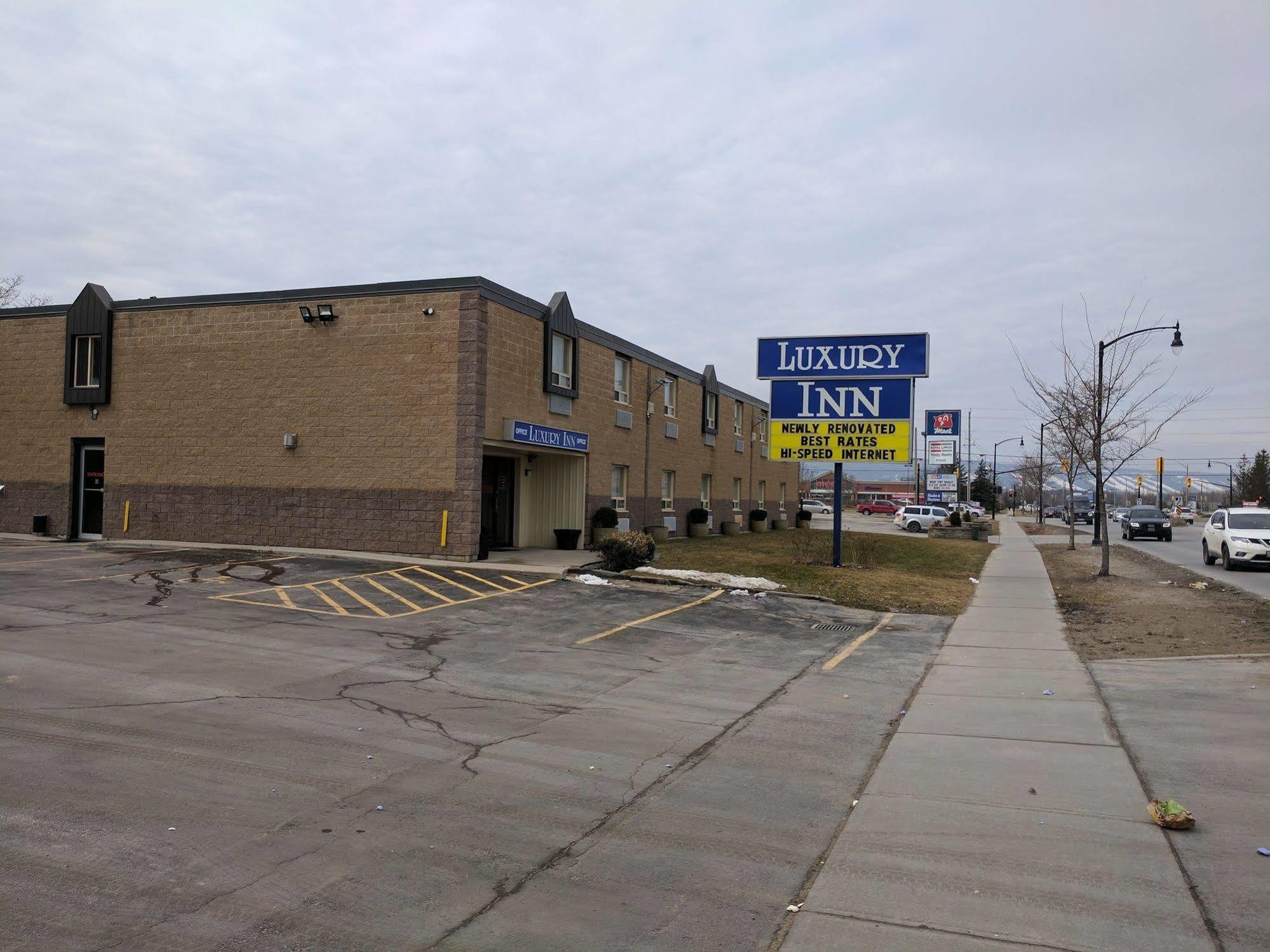 Luxury Inn Collingwood Exterior photo